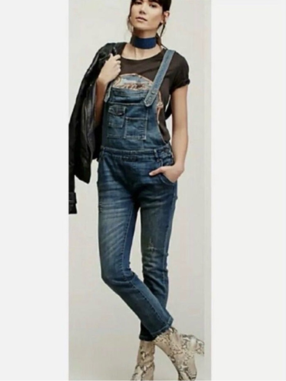 Free People Indigo Medium/Dark wash Overalls size 25